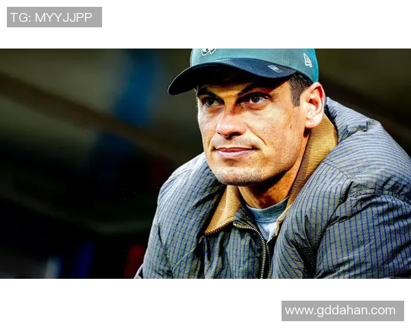 帕恩赛后感慨：“看了辉龙比赛，要换会氛围!”