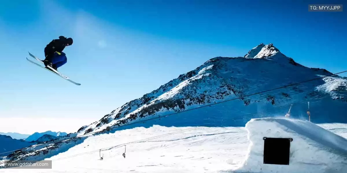 ⚽ 全球赛事盛宴,每一脚都点燃热血!🔥